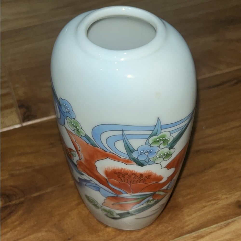 TAKAHASHI porcelain, small flower bud vase oval, imported from Japan, 1980s